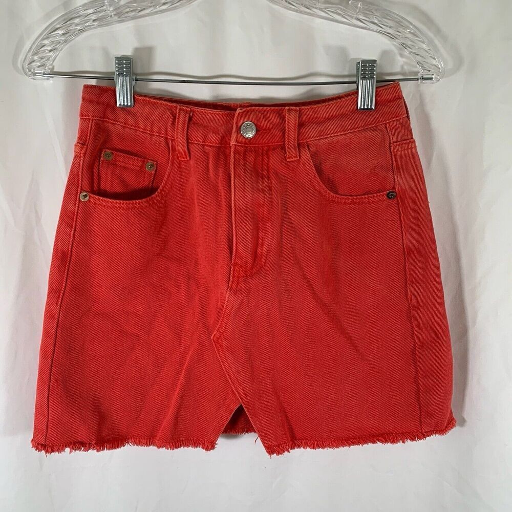 Gianni Bini Mini Skirt Women's Small Pink Denim Button Zip 100% Cotton